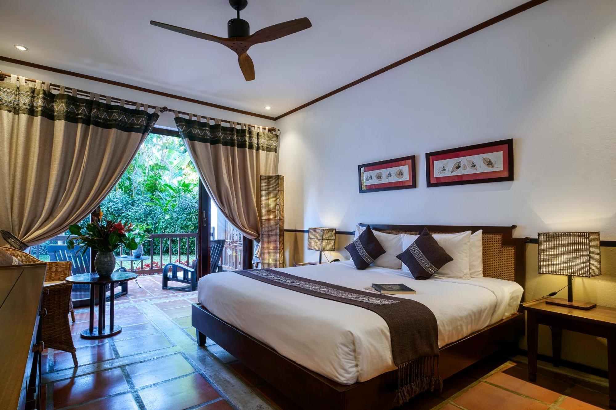Riverside Boutique Resort, Vang Vieng Pokoj fotografie